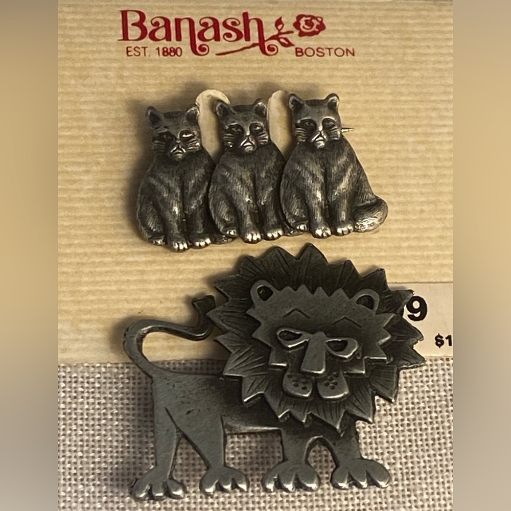 Metzke Pewter Lion Brooch Signed Animal Pin Vintage Modernist Banash Boston Cat